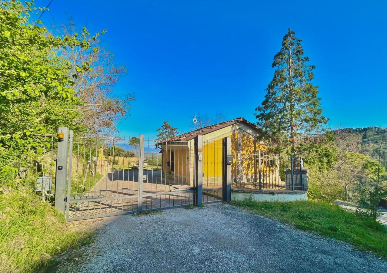 Casolare Del Maestrale - M&M Holiday House Perugia Luaran gambar